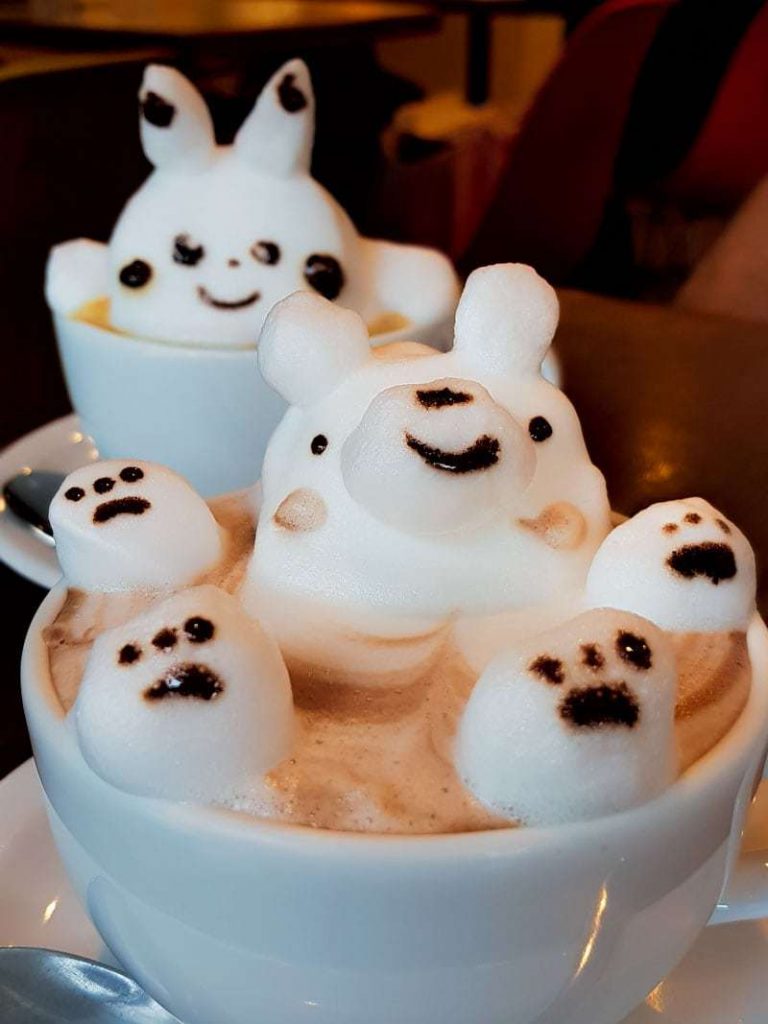 Cute 3D latte foam art at Reissue Cafe in Shibuya, Tokyo