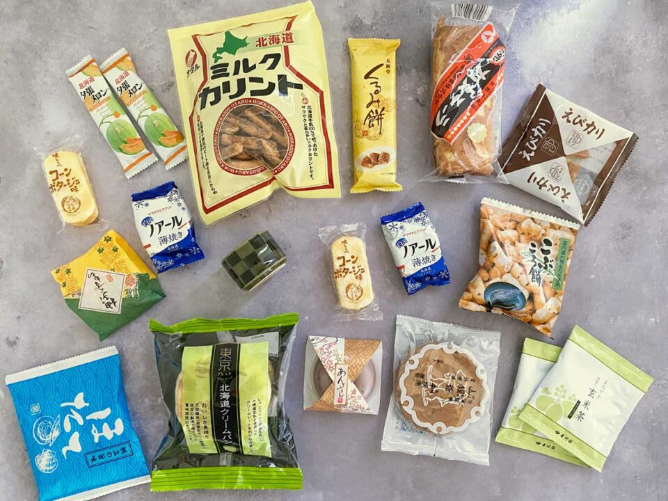 Sakuraco - Japanese snack box review