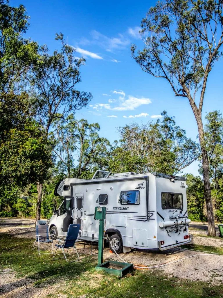 Motorhome on Capricorn Caves powered site