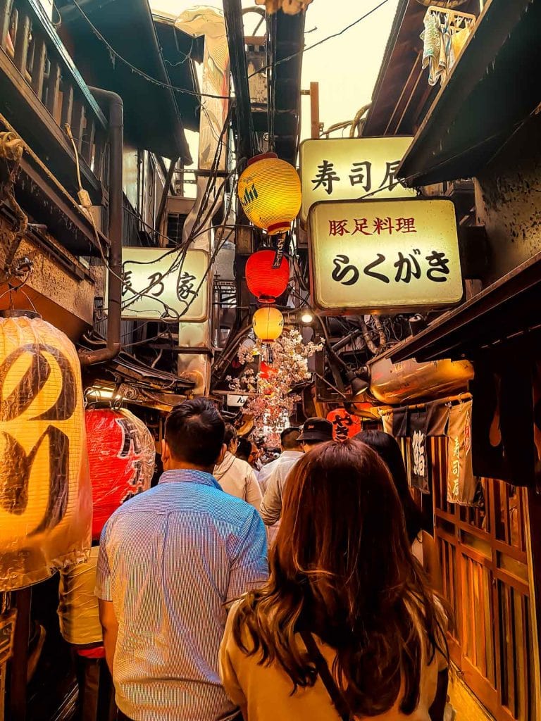 Omiode Yokocho in Shinjuku in the early evening