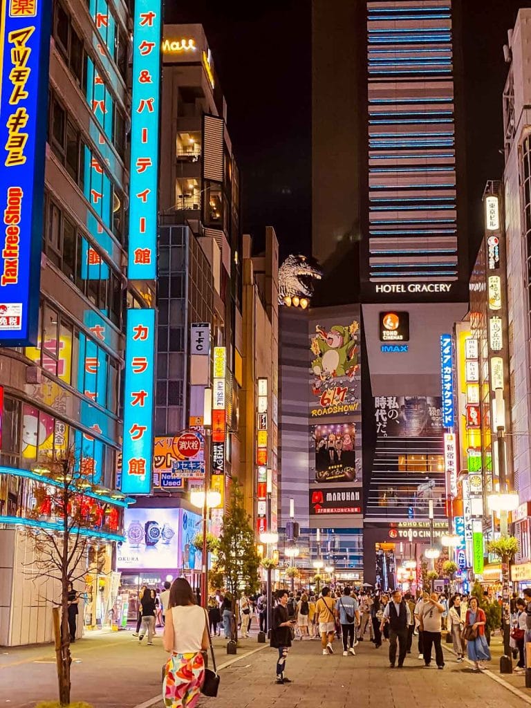 Godzilla in Kabukicho