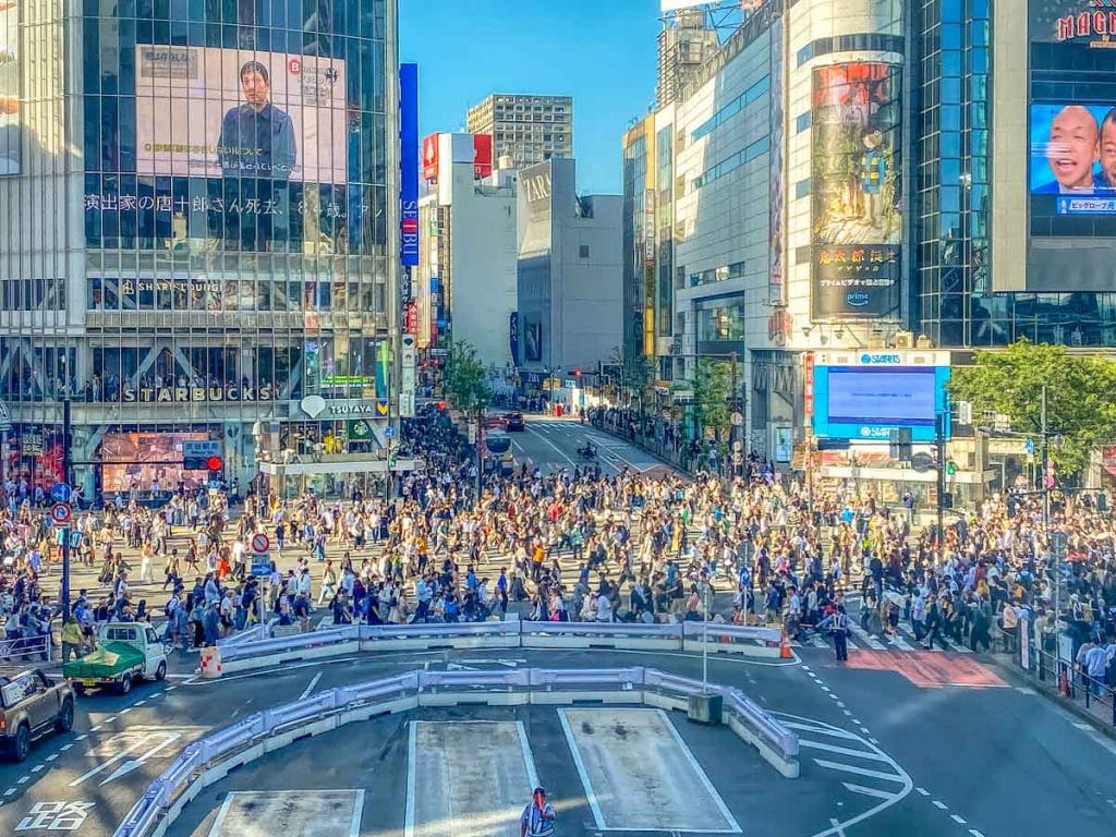 Shibuya scramble from the station walkway